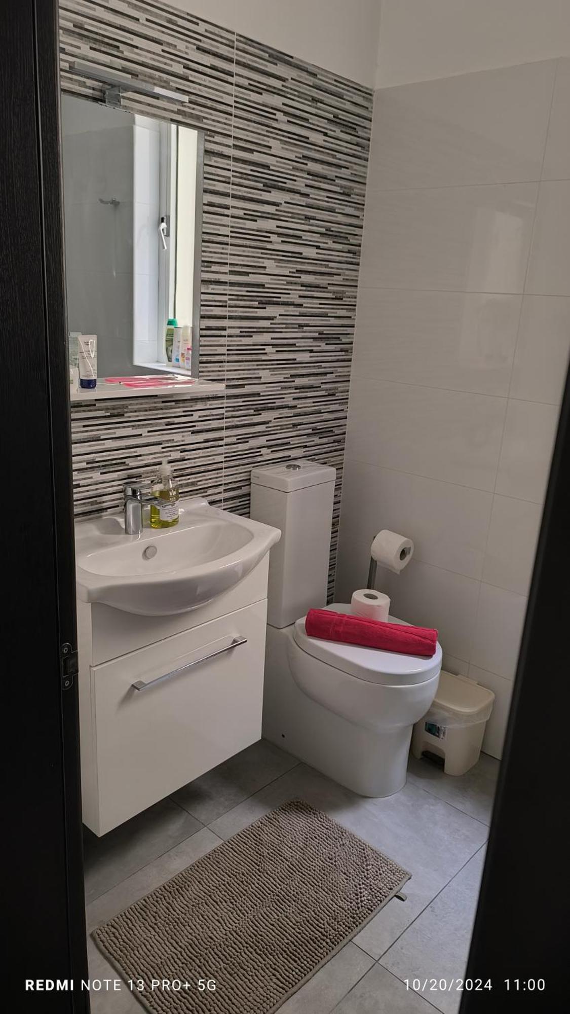 One Bedroom Tea Apartment Il-Gzira Exteriör bild